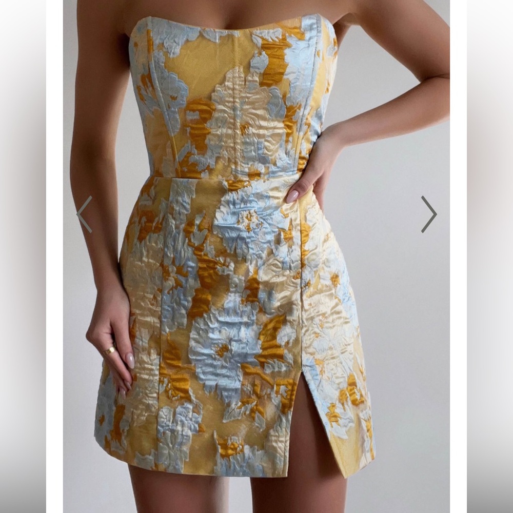 SHOWPO BRAILEY MINI DRESS - STRAPLESS DRESS IN BLUE JACQUARD